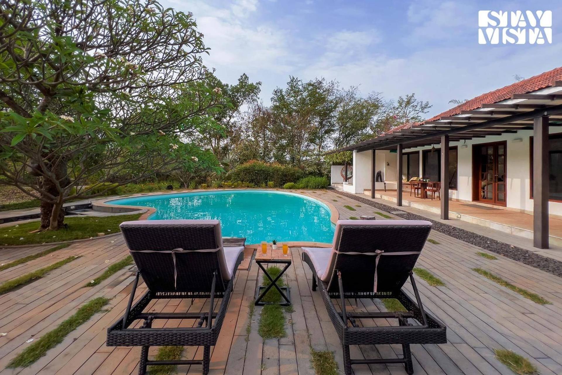 Wander Beyond By Stayvista - Featuring A Bali-Themed Abode And A Refreshing Swimming Pool Alībāg Exteriör bild