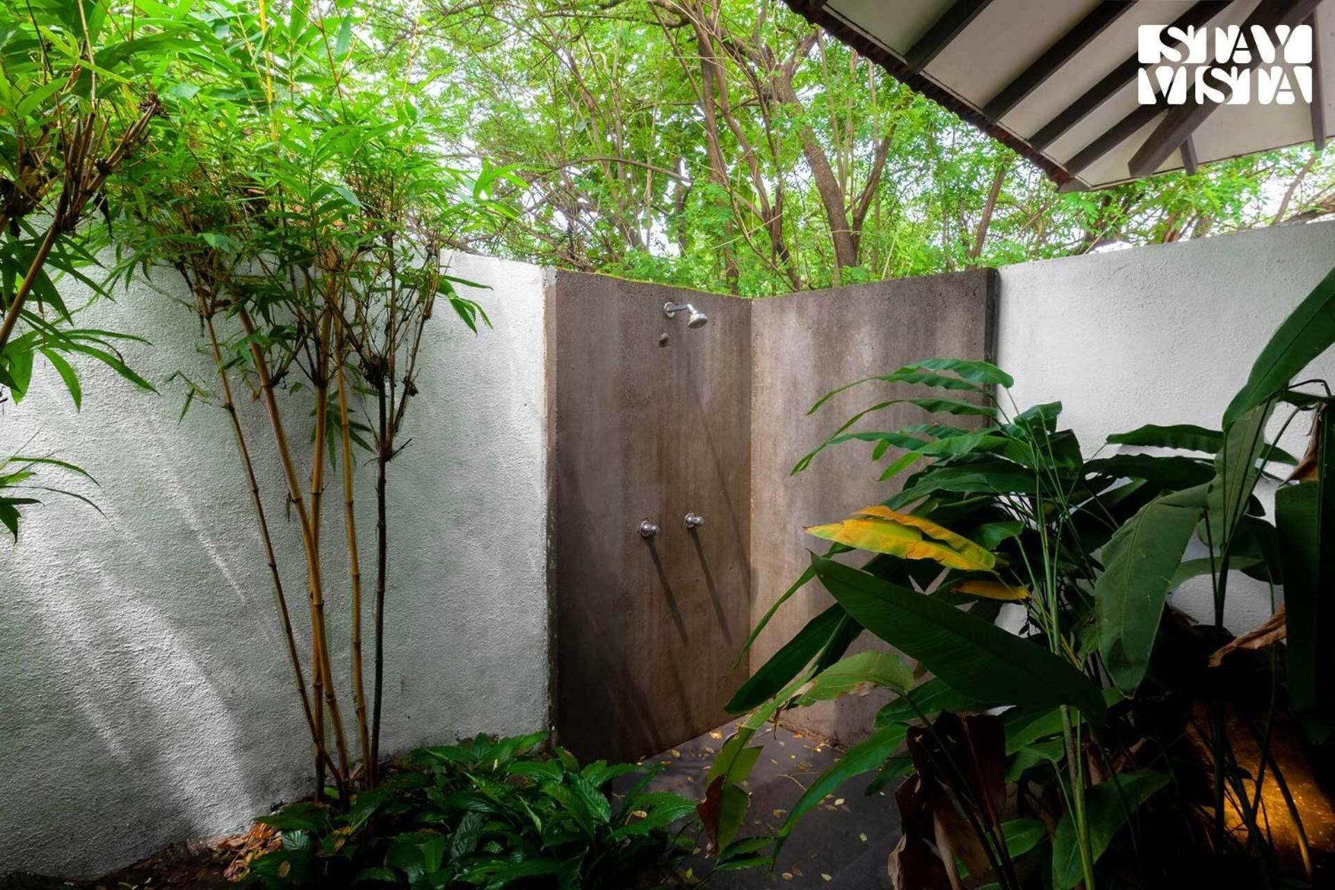 Wander Beyond By Stayvista - Featuring A Bali-Themed Abode And A Refreshing Swimming Pool Alībāg Exteriör bild